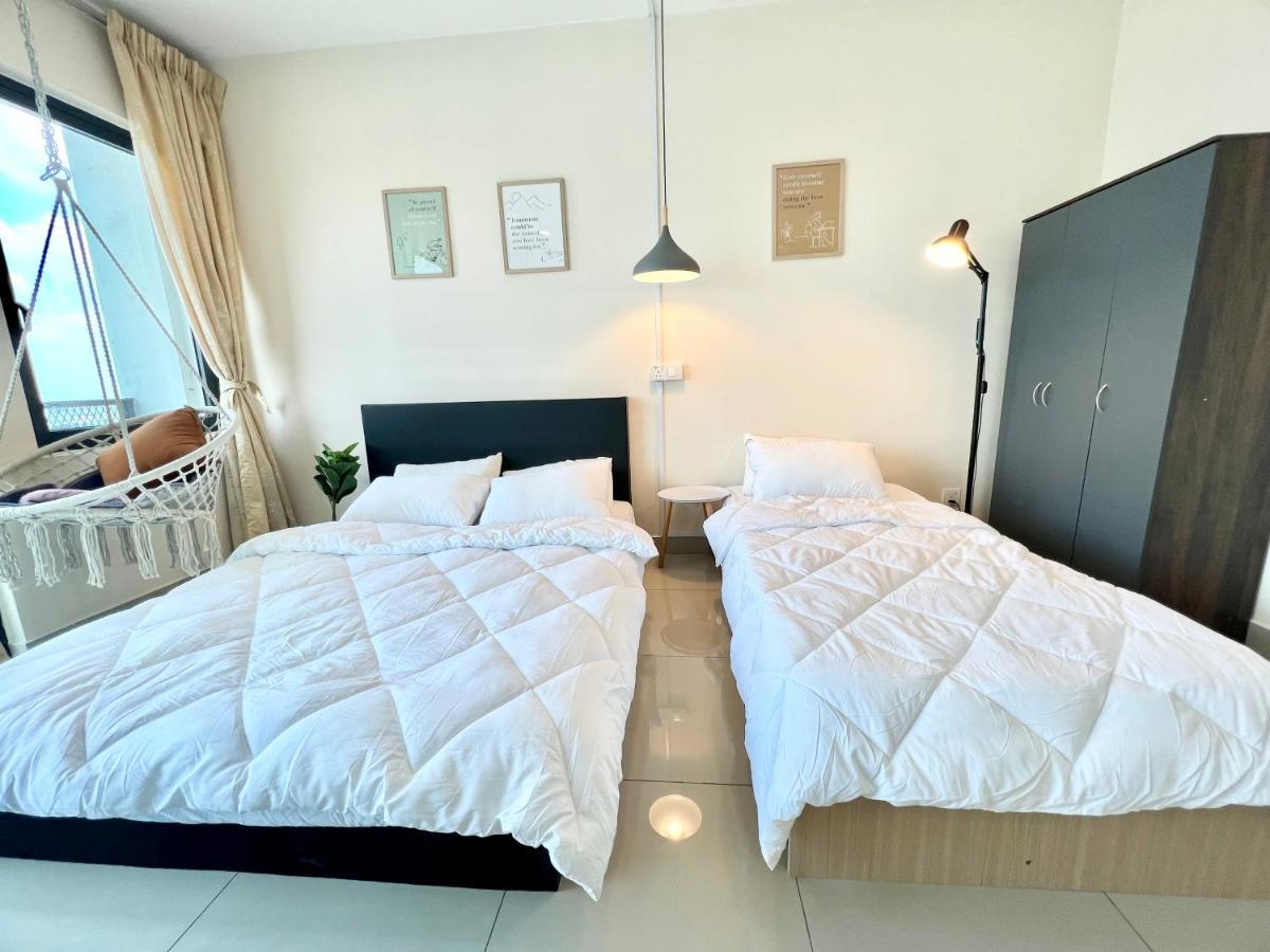 A 1-4 Pax Cozy Studio Tv Box Pool 100Mps Wifi 3 Bed Trefoil Setia Alam Bagian luar foto