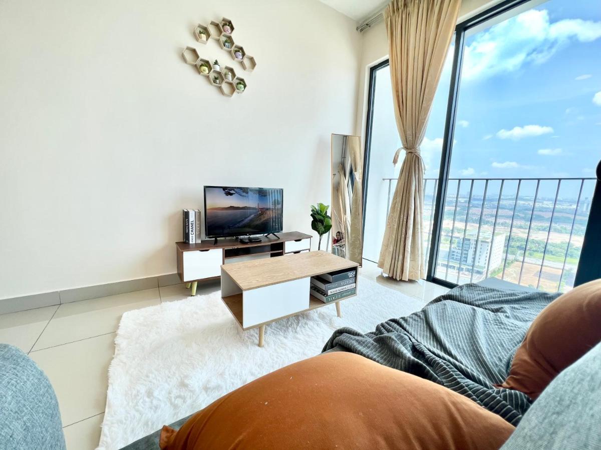 A 1-4 Pax Cozy Studio Tv Box Pool 100Mps Wifi 3 Bed Trefoil Setia Alam Bagian luar foto